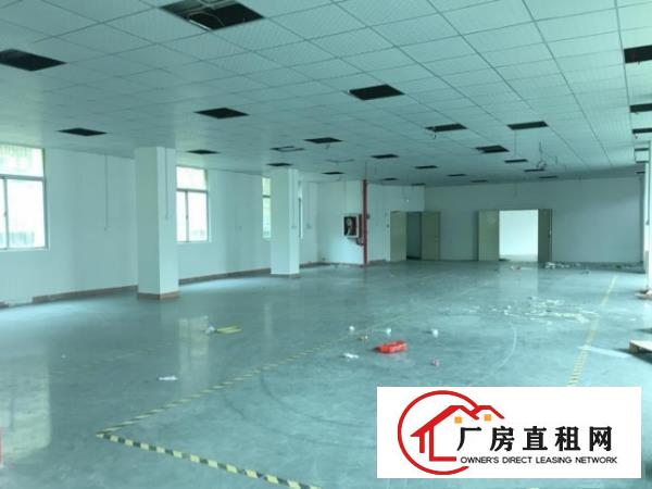 
		布吉丹竹头楼上550平方超靓外观厂房出租
	