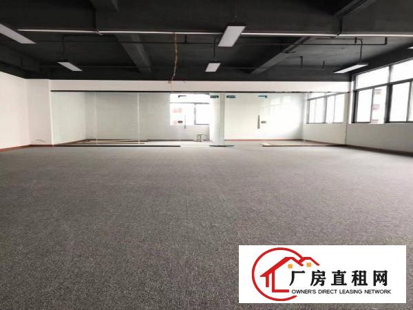
		布吉沙湾一二楼厂房100平300平2400平出租
	