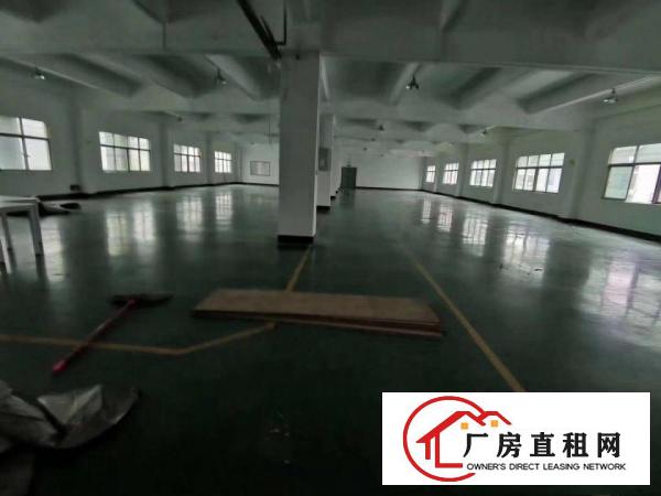 
		布吉百鸽笼地铁口A口35000平米厂房出租分租
	