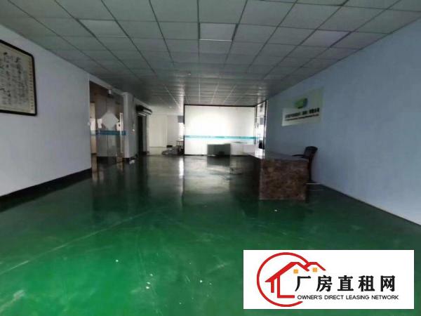 
		布吉百鸽笼地铁口A口35000平米厂房出租分租
	