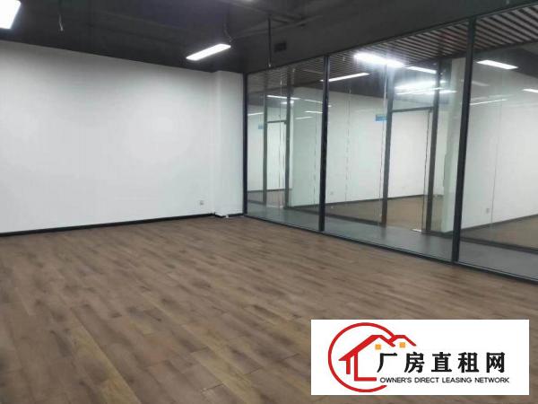 
		布吉木棉湾地铁口电商办公:501000自由组合
	
