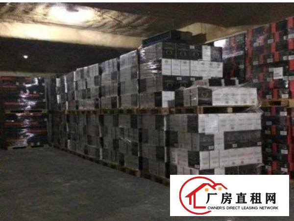 
		布吉信泰利仓库恒温仓库出租1000平可分租
	