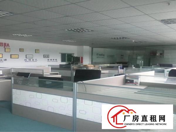 
		上李朗附近新空出2楼单层面积1500平出租
	