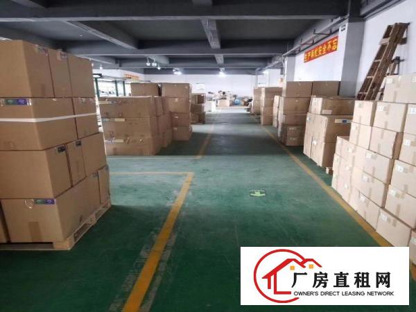
		布吉百门前村委厂房3000平方使用率高200起分
	