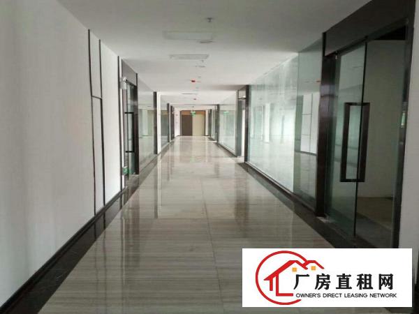 
		业主急租直租布吉百鸽笼地铁旁厂房、写字楼、仓库，面积大小可分
	