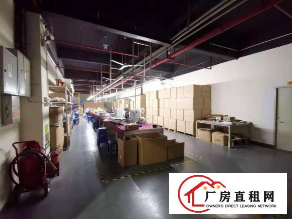 
		布吉丹竹头楼上1680平米办公仓库厂房出租（可分租）
	