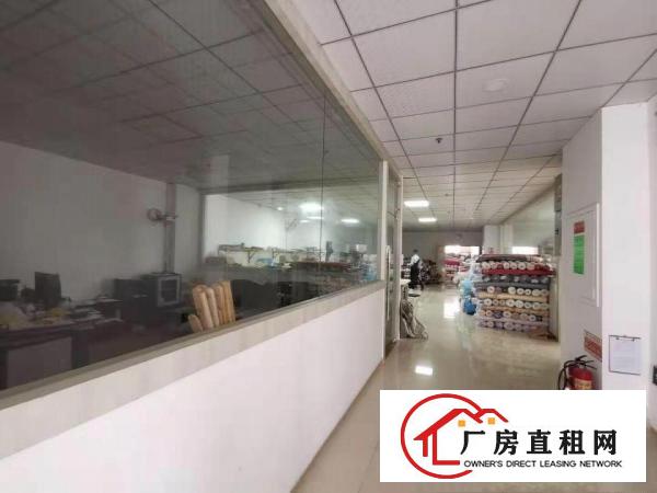 
		布吉丹竹头楼上1680平米办公仓库厂房出租（可分租）
	