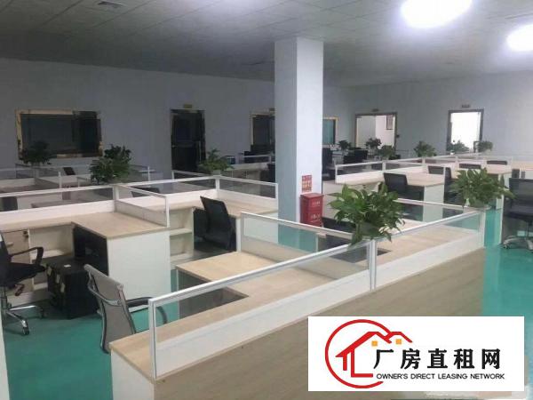 
		坪地高新产业园2080平新空出现成装修合同时间长形象好
	