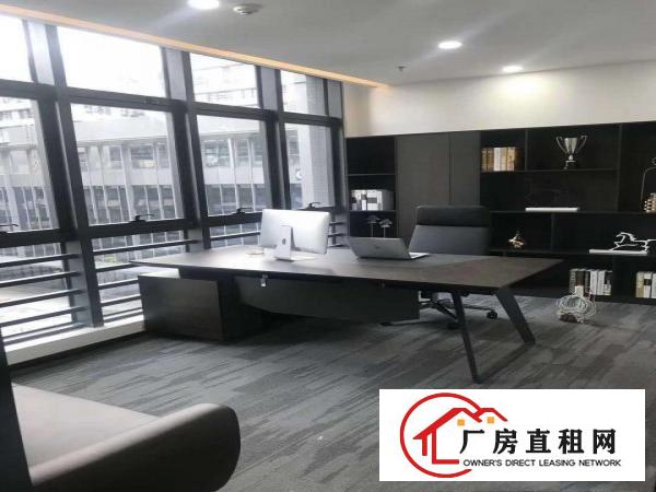 
		坪地高新产业园2080平新空出现成装修合同时间长形象好
	