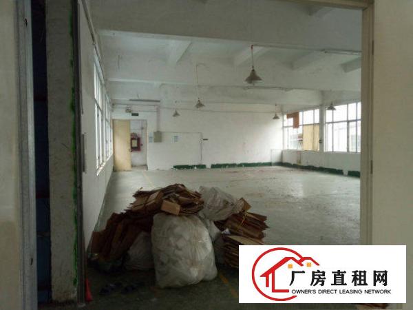 
		出租龙岗区坪地二楼750平米带简单装修厂房
	
