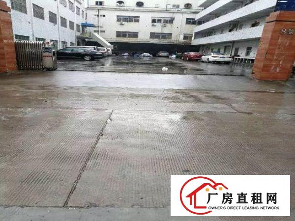 
		龙岗区坪地一二楼各1000平方厂房出租可以分租
	