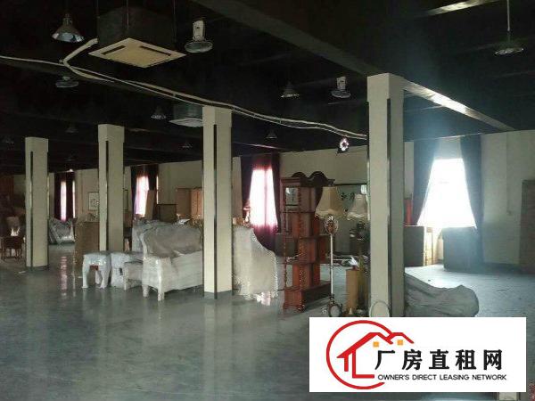 
		坪地坪西新出三楼带电梯500平起租（送装修招租）
	