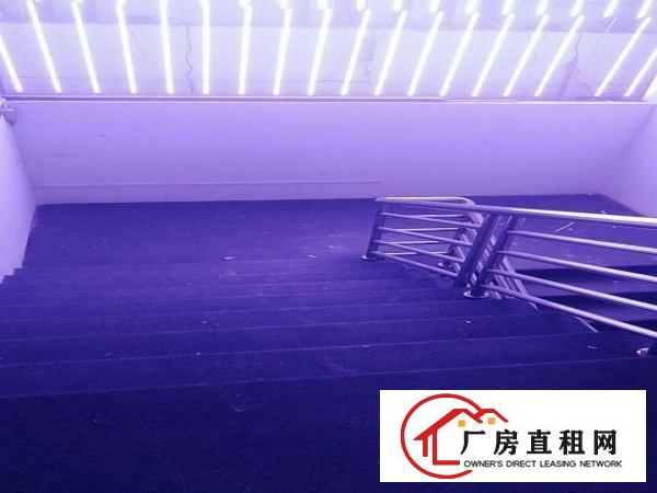 
		龙岗坪地街道。厂房35510平米
	