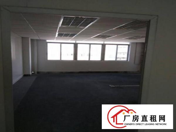 
		出租龙岗区坪地1300平标准三楼带装修厂房
	