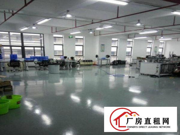
		出租龙岗区坪地厂房三楼3000平米豪华装修
	