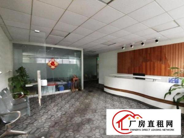 
		坪地教育中路旁出租独院1楼380平方厂房现成装修
	
