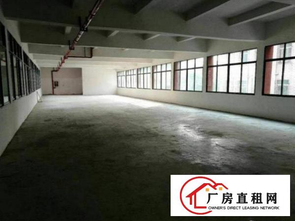 
		出租龙岗区坪地教育北路中心新出独门独院200平起分租
	