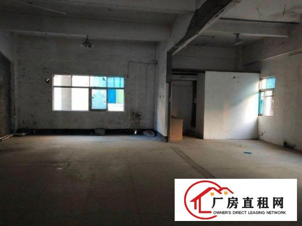 
		坪地一楼厂房生产仓库500平起分租
	