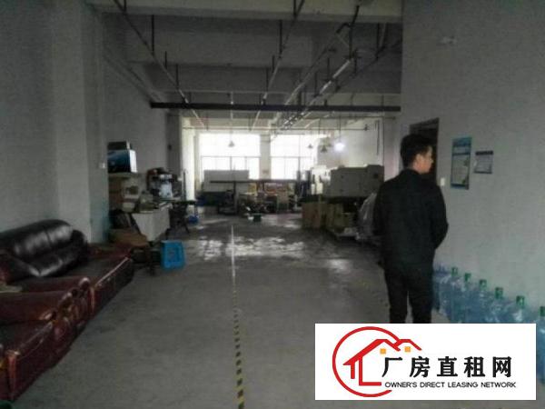 
		出租龙岗区坪地坪东工业区带装修400平出租有客梯有货梯
	
