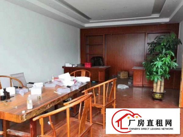 
		出租龙岗区坪地原房东700平厂房，带装修环评
	