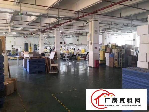 
		坪地工业园1楼285平方带装修厂房出租形象好,空地大
	