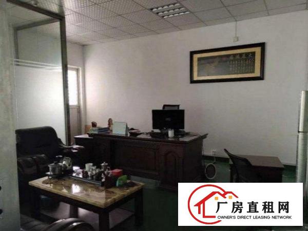 
		坪地教育中路1楼480平精装修厂房原房东出租现成水电
	
