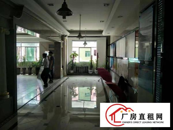 
		坪地中心村厂房1200平米精装修厂房出租
	