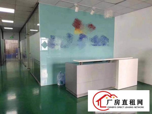 
		独院厂房2100平方米带电梯有现成办公室宿舍700
	