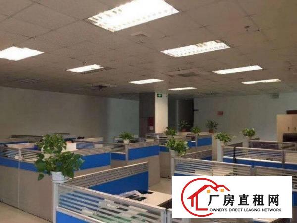 
		现成装修！坪地富地岗新出楼上800平，证件齐全
	