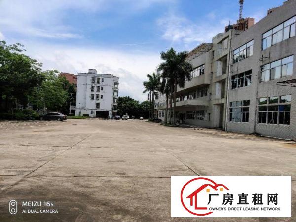 
		坪地8米高仓库，厂房出租！证件齐全，有红本，空地超大！
	