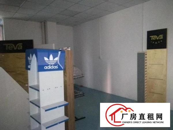 
		坪地工业区1200平方米村委厂房招租，易招工环境好
	