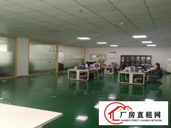 
		低碳城带装修2000平方可分租
	
