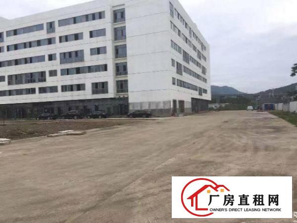 
		龙岗坪地新出红本工业元厂房独院35000平有红本可以分租
	