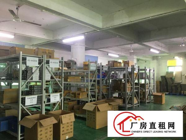 
		出租五和地铁口600平大办公室 仓库，带简单装修，可直接入住
	
