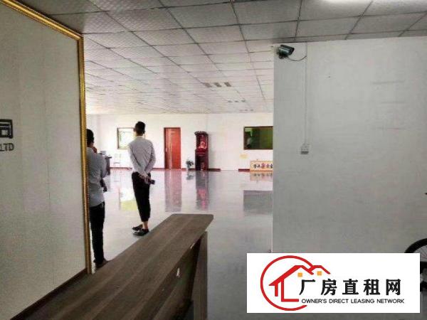 
		坂田新出500平豪华装修办公室可做生产
	