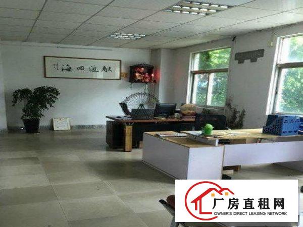 
		龙岗区坂田1000平方二楼厂房可分可整租
	