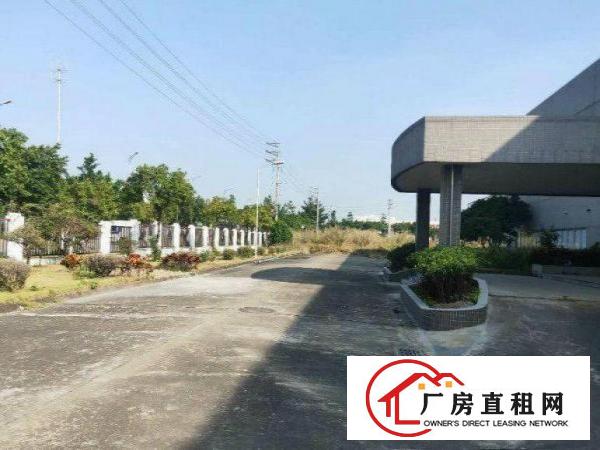 
		坂田全新独门独院800平厂房出租形象靓环境好有房产证
	