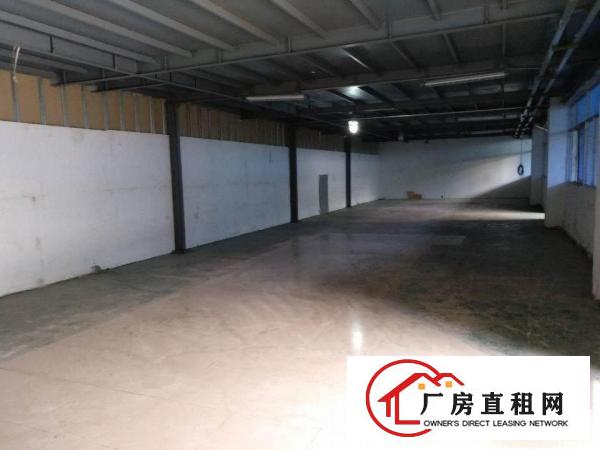 
		业主直租龙岗区坂田茂和工业园一层仓库
	