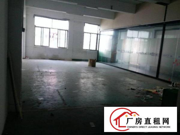 
		原房东消防喷淋齐全配备两部货梯环境位置好，有变压器
	