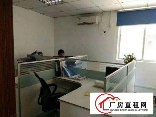 
		沙头角楼上500平厂房仓库出租，大小可分
	