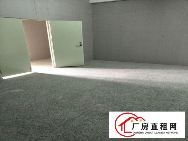 
		深圳机器存放深圳机械设备临时储藏
	