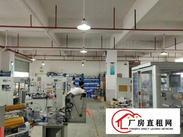 
		工业城仓库、厂房、800平米招租转
	