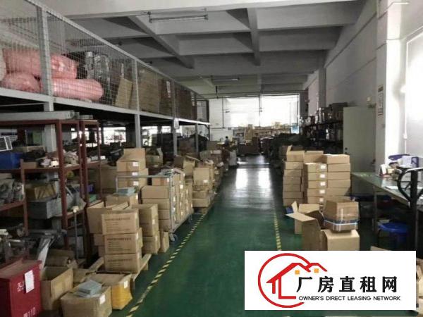 
		大型园区楼上800平精装修厂房出租无转让费
	