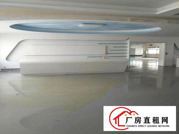 
		凤凰华伦工业区2000平方带装修无尘车间厂房租
	