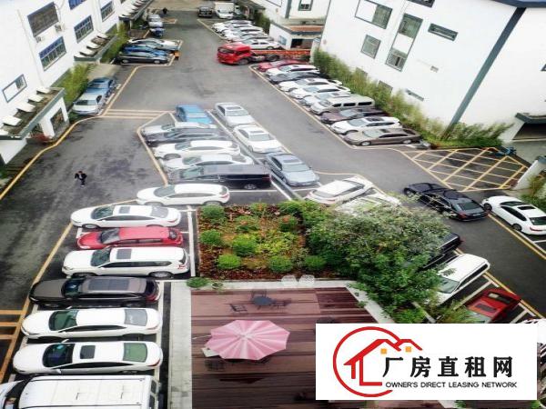 
		地铁口1985园中园厂房、仓库、写字楼60平米起租业主直租
	
