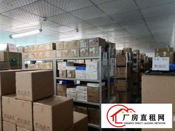 
		龙岗区坂田4楼800平米整层精装修厂房出租
	