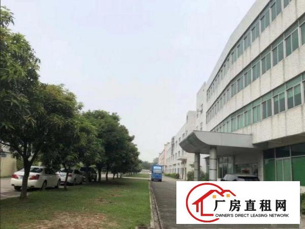 
		出租龙岗区坂田布龙路一楼400平米厂房，超大空地停车
	