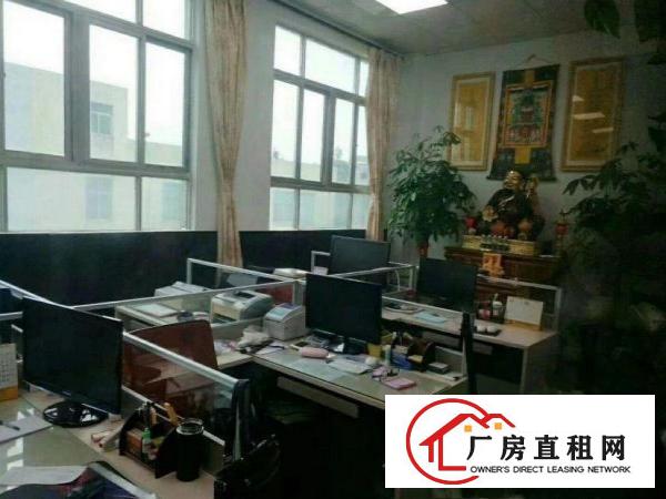 
		无公摊，出租龙岗区坂田带装修楼上800平米小面积厂房
	
