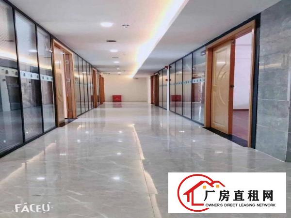 
		布吉杨美地铁口附近新出楼上300平带精装修红本写字楼出租
	