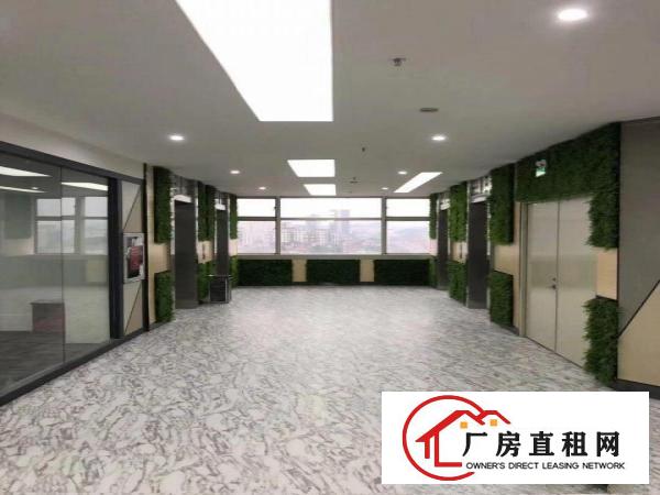 
		神舟电脑大厦新空出精装修办公室200平，拎包入住
	